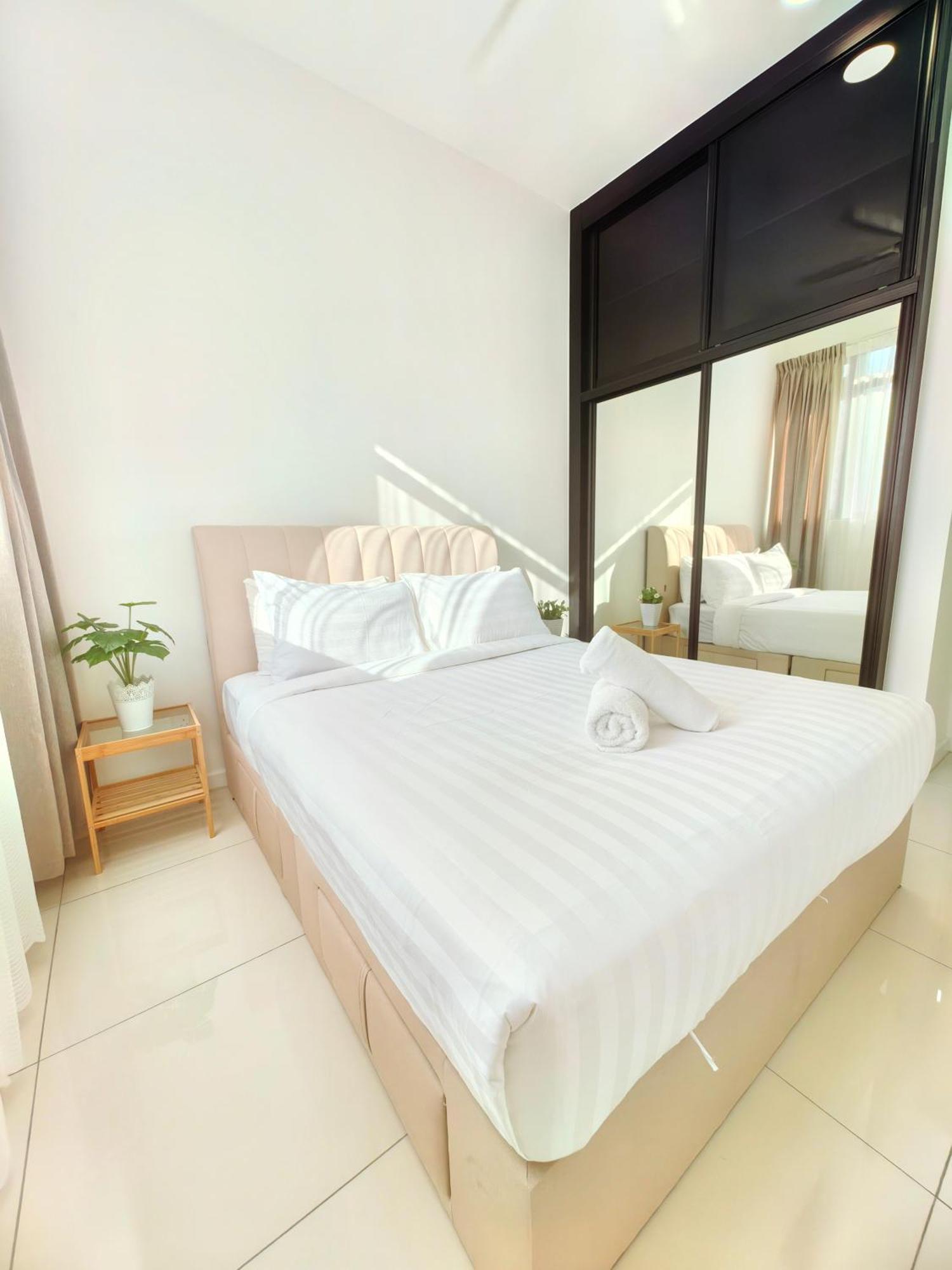 Chambers Residence Klcc Service Suites Kuala Lumpur Exteriör bild